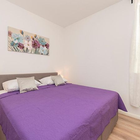 Villa Eni Apartments 2 Mandre Extérieur photo