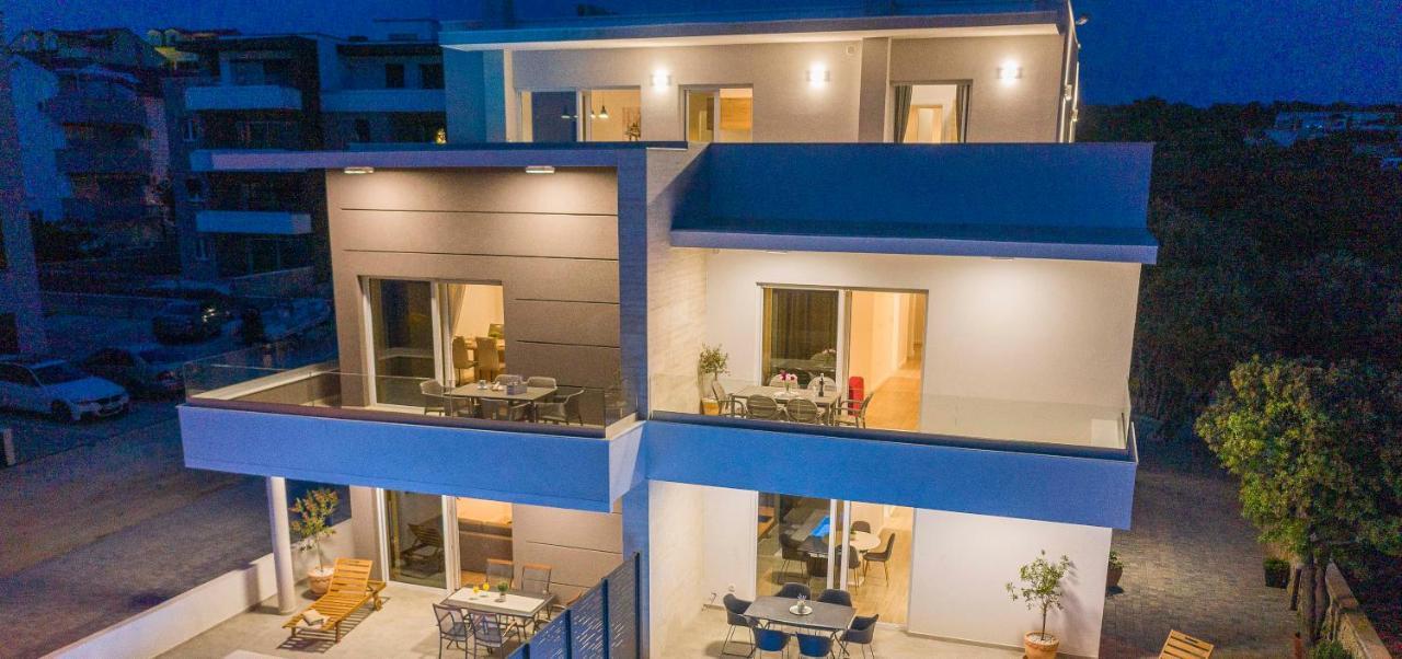 Villa Eni Apartments 2 Mandre Extérieur photo